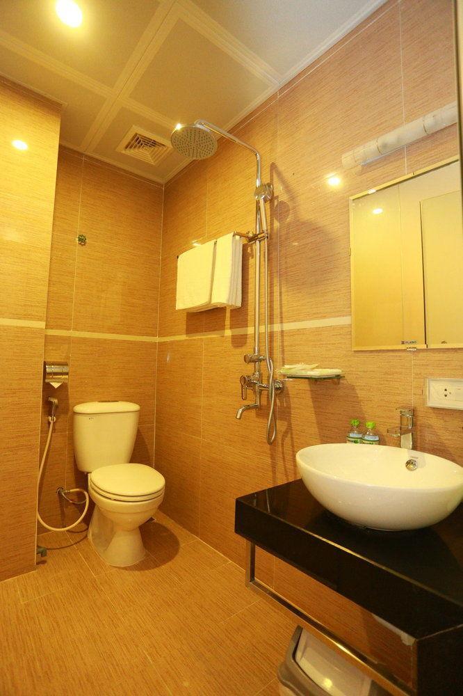 Oyo 210 Saki Hotel Hanoi Exteriör bild