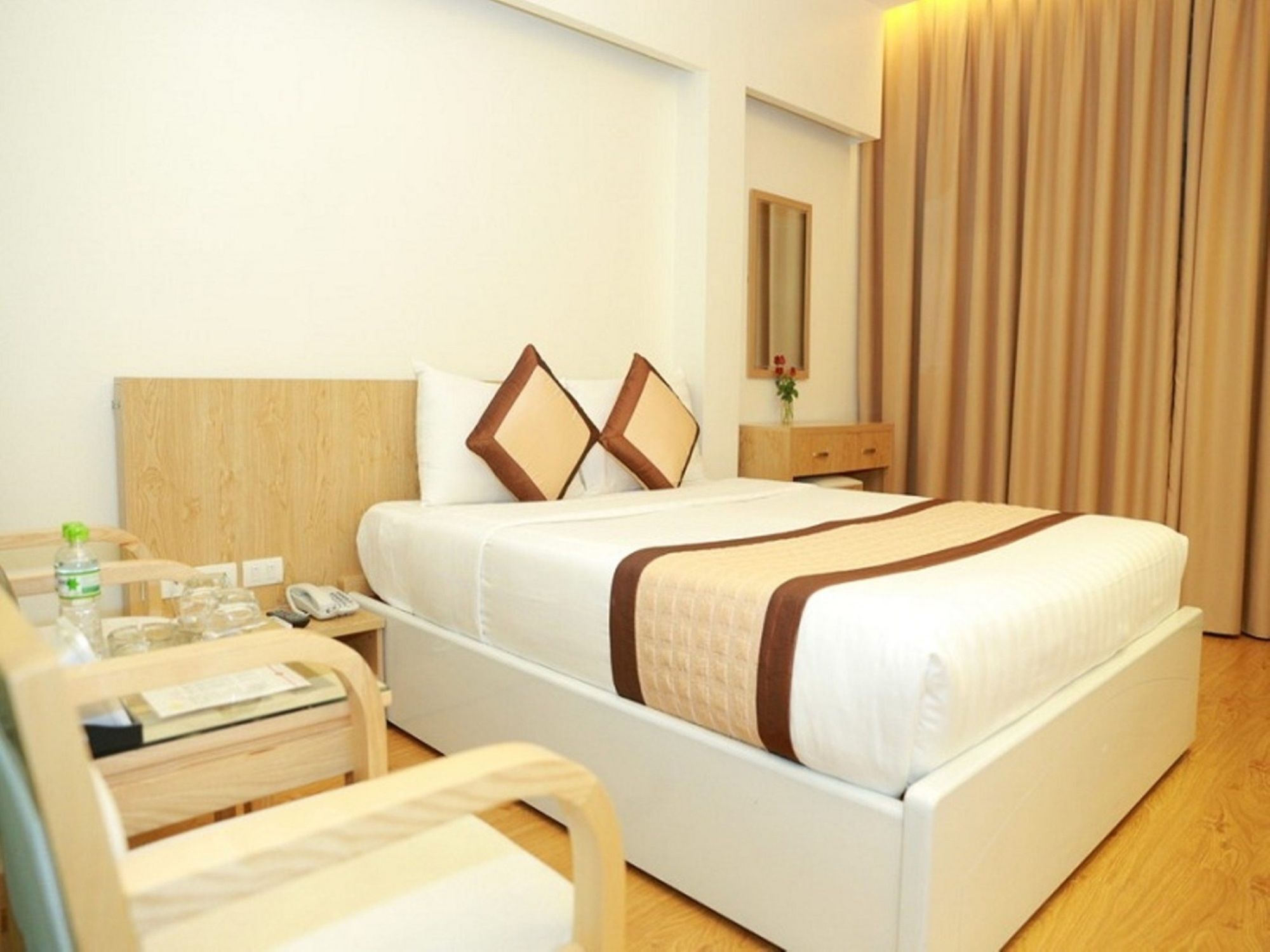 Oyo 210 Saki Hotel Hanoi Exteriör bild